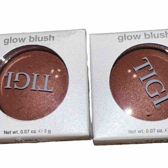 TIGI Cosmetics Glow Blush- Haute -NEW IN BOX Lot of 2 - Picture 14 of 16